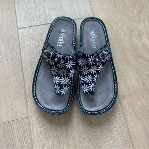 Alegria Flower Printed Silver Thong Sandals